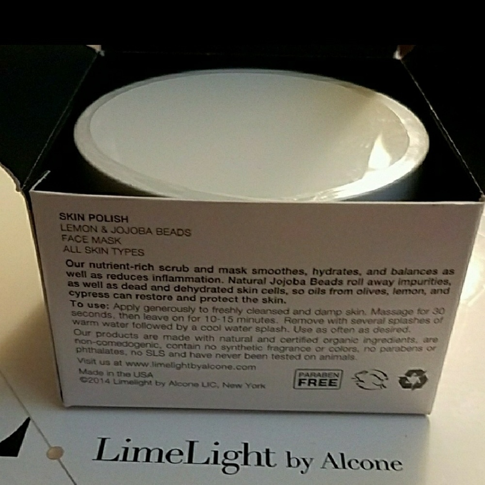 Skin polish NWT